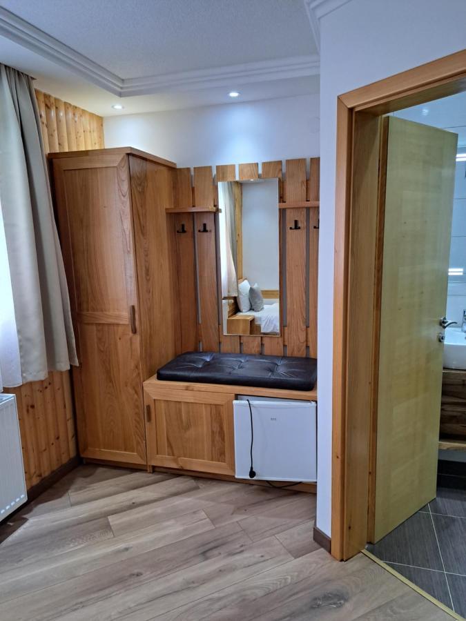 Lake House جيزيرسي المظهر الخارجي الصورة